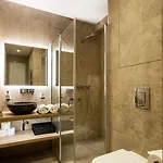 Luxury Riverside براغ