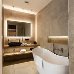 Luxury Riverside * براغ