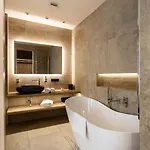 Luxury Riverside * Prága